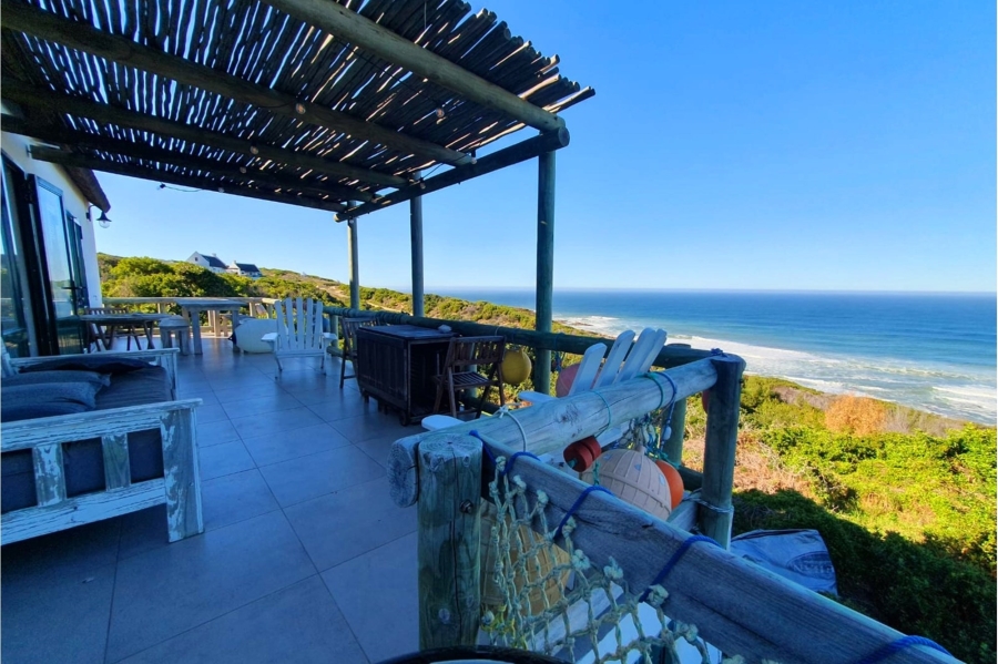 3 Bedroom Property for Sale in Fynbosstrand Western Cape